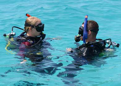 2 divers in water