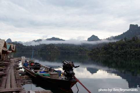 boat travel in Thailand